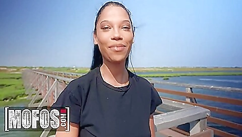 Sharing alower's tight ass-t falls in reves