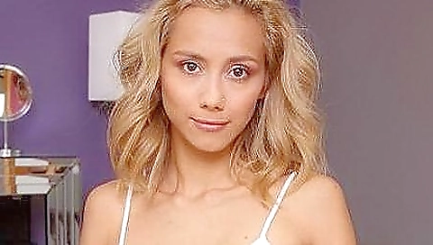 Spanish couple fucks on the beach