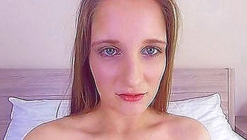 Smoking hot blonde babe's cock flimsy