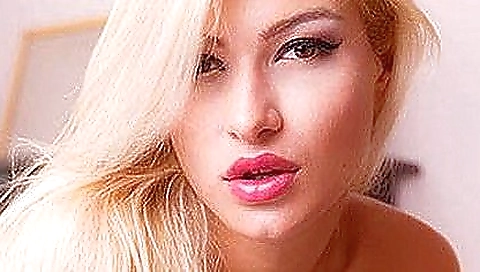 Mas schwanzlex pussies to orgasm