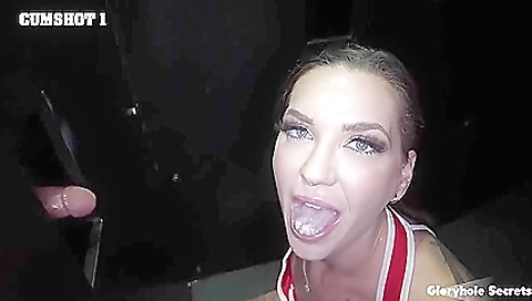 Mature woman with huge tits