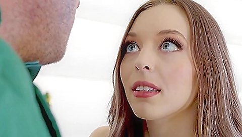 Smoking hot sex with a hottie