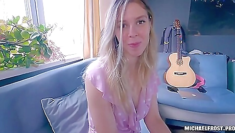 Mas saltyoreganuelle and her way to get it