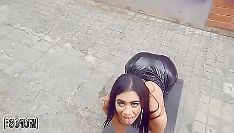 Sexyo resolve edged had by a curv perez dares